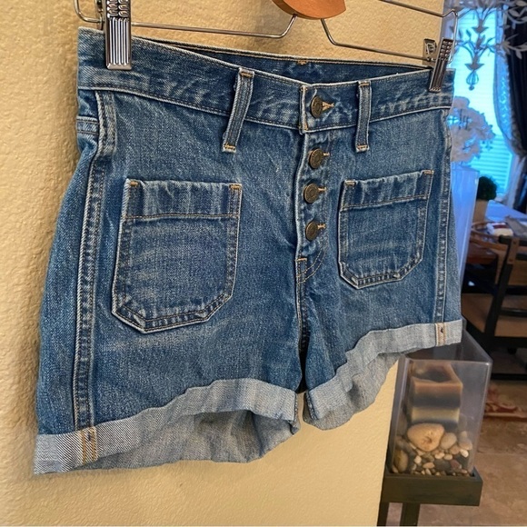 LEVI’S Women Blue Buttoned Front Orange Tab Jean Shorts Size 26 - Picture 2 of 10